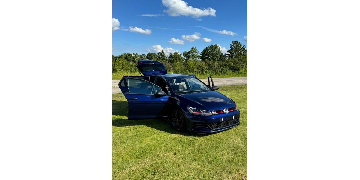 VW Golf 88.000 km 22.999 &euro; Munchen 80689