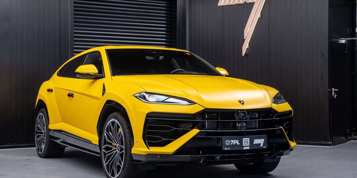 Lamborghini Urus 3.000 km 328.440 &euro; Unterschleissheim 85716