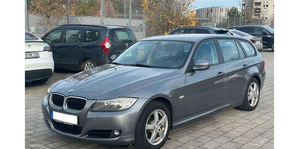 BMW 318 125.000 km 5.999 &euro; München 81245