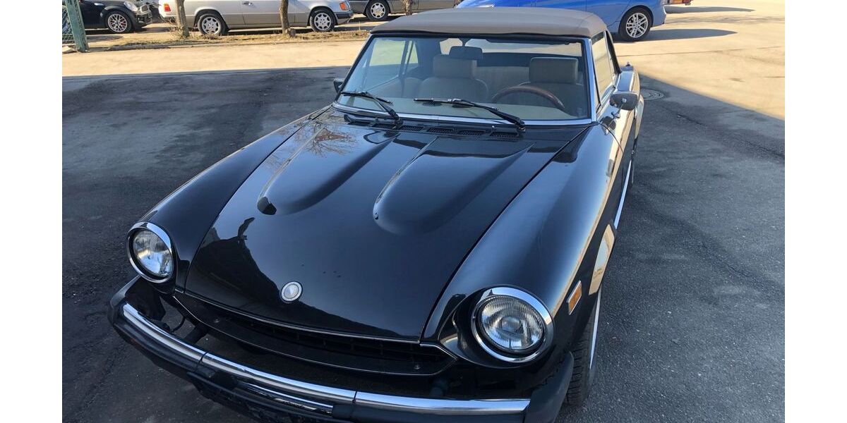 Fiat 124 Spider 107.030 km 13.499 &euro; München 81829