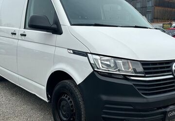 VW T6 Transporter 174.000 km 11.990 &euro; München 81243