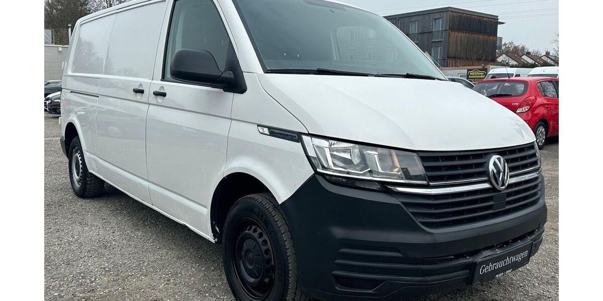 VW T6 Transporter 174.000 km 11.990 &euro; München 81243