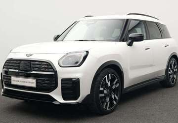 Mini Countryman SE All4 8.478 km 46.178 &euro; München 80788