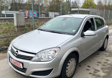 Opel Astra 124.302 km 999 &euro; München 81929