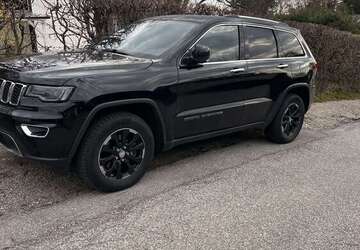 Jeep Grand Cherokee 82.000 km 23.900 &euro; Pöcking 82343