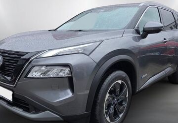 Nissan X-Trail 7.700 km 41.600 &euro; München 80939