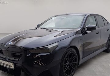 BMW M5 8.336 km 122.401 &euro; München 80939