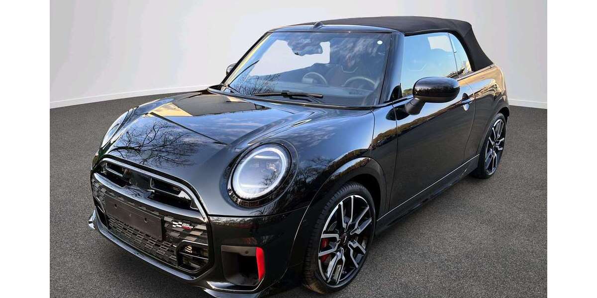 Mini John Cooper Works Cabrio 4.225 km 44.581 &euro; München 80788