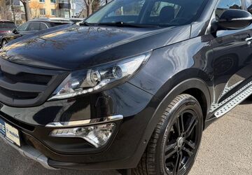 Kia Sportage 166.217 km 9.450 &euro; München 81243