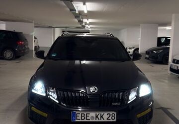 Skoda Octavia 97.000 km 22.900 &euro; Poing 85586