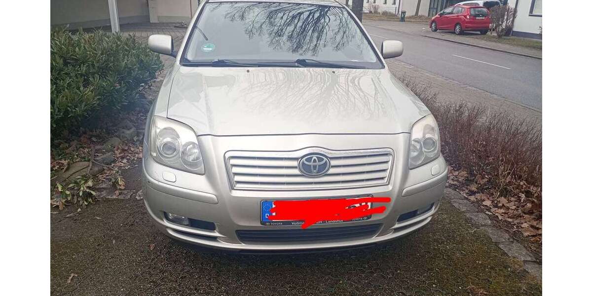 Toyota Avensis 200.000 km 2.800 &euro; München 85445