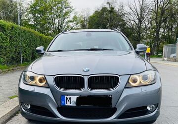 BMW 318 182.000 km 9.299 &euro; München 80686
