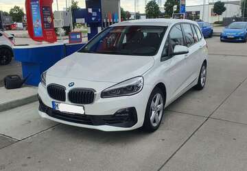 BMW 218 138.000 km 15.500 &euro; München 80637