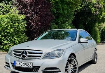 Mercedes-Benz C 220 192.500 km 9.900 &euro; München 80939