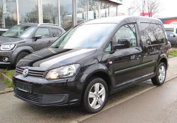 VW Caddy 118.380 km 7.999 &euro; München 81825