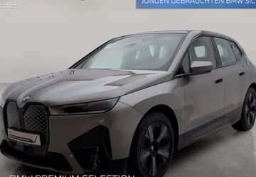 BMW iX 3.917 km 74.901 &euro; München 80939