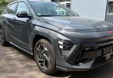 Hyundai KONA 7.433 km 28.500 &euro; München 81549