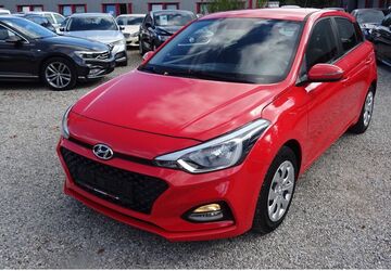 Hyundai i20 100.844 km 10.999 &euro; Ismaning 85737