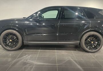 Porsche Cayenne 26.000 km 97.911 &euro; München 81479