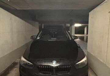 BMW 116 140.000 km 12.490 &euro; München 81829