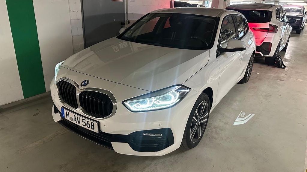 BMW 120 46.666 km 22.999 &euro; München 81929