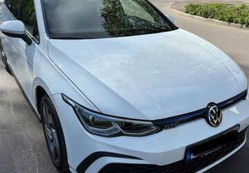 VW Golf 44.000 km 21.690 &euro; Dachau 85221