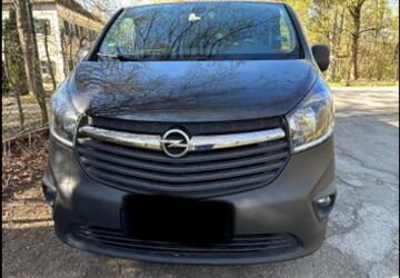 Opel Vivaro 228.600 km 9.990 &euro; München 80992