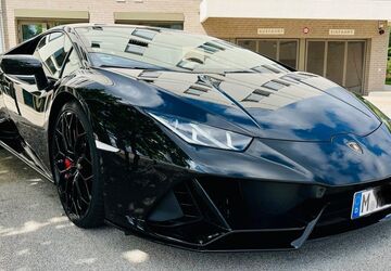 Lamborghini Huracán 6.000 km 279.900 &euro; München 81825