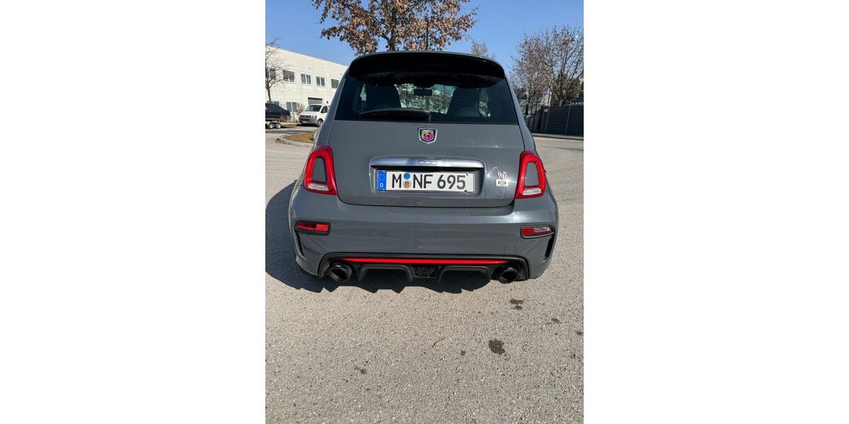 Abarth 695 53.000 km 18.500 &euro; Anzing 85646