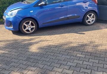 Hyundai i10 98.600 km 2.900 &euro; München 80809