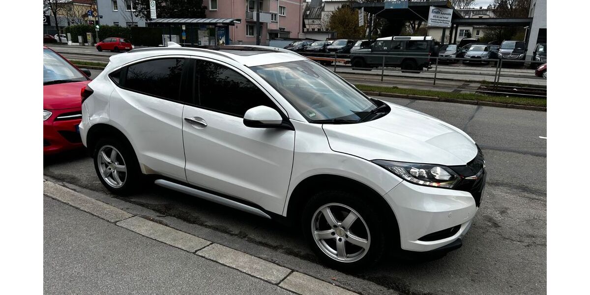 Honda HR-V 101.000 km 12.900 &euro; München 81929