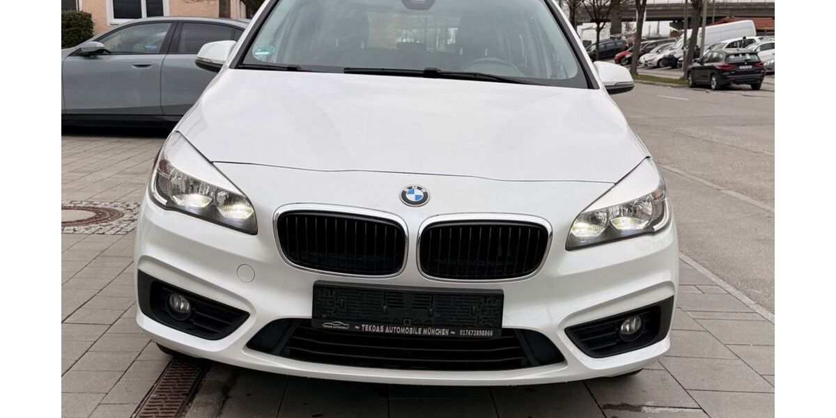 BMW 216 126.000 km 9.950 &euro; München 81825