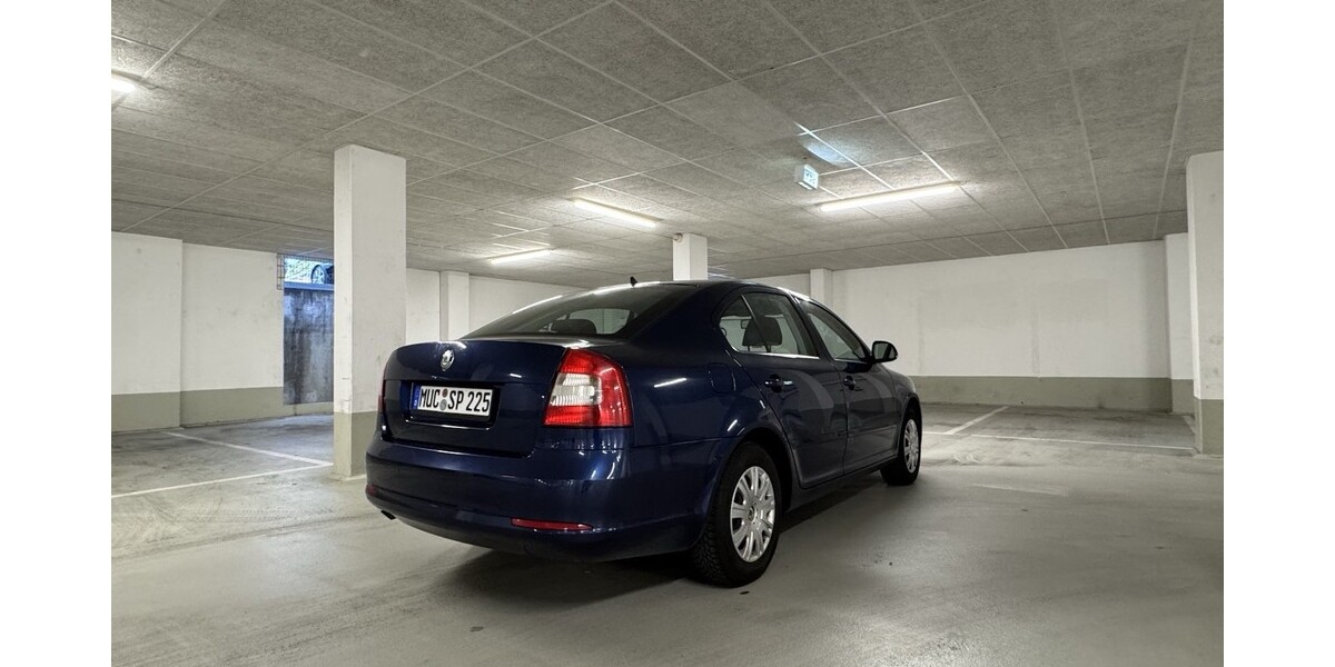Skoda Octavia 180.000 km 3.375 &euro; München 80313