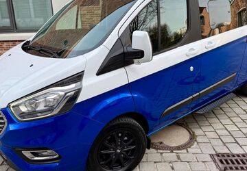 Ford Tourneo Custom 81.189 km 26.999 &euro; Unterföhring/ München 85774