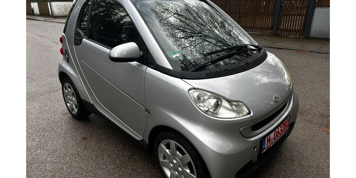 Smart ForTwo 104.000 km 3.900 &euro; München 81929