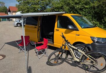 VW T6 Caravelle 194.000 km 15.900 &euro; Hohenbrunn 85662