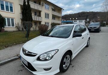 Hyundai i30 58.320 km 5.099 &euro; München 81547