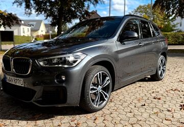BMW X1 122.000 km 17.500 &euro; München 81675