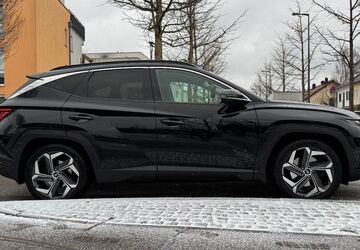 Hyundai TUCSON 149.000 km 23.500 &euro; München 80997