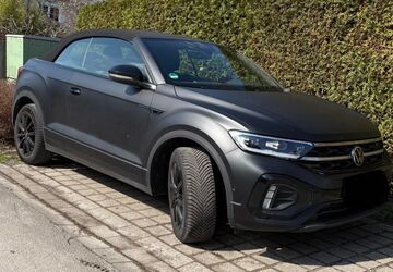 VW T-Roc 7.308 km 34.900 &euro; München 80999