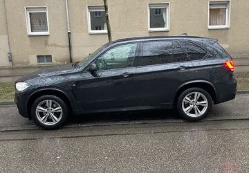 BMW X5 223.000 km 22.900 &euro; münchen 81539