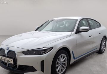BMW i4 16.291 km 33.903 &euro; München 80939