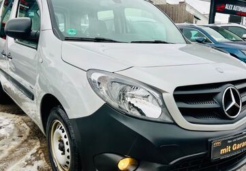 Mercedes-Benz Citan 135.000 km 9.900 &euro; München 81825