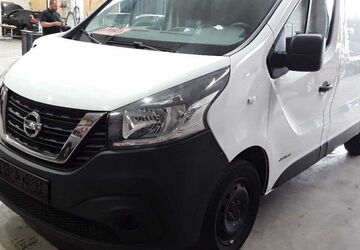 Nissan NV300 177.000 km 7.999 &euro; Hohenbrunn bei München 85662