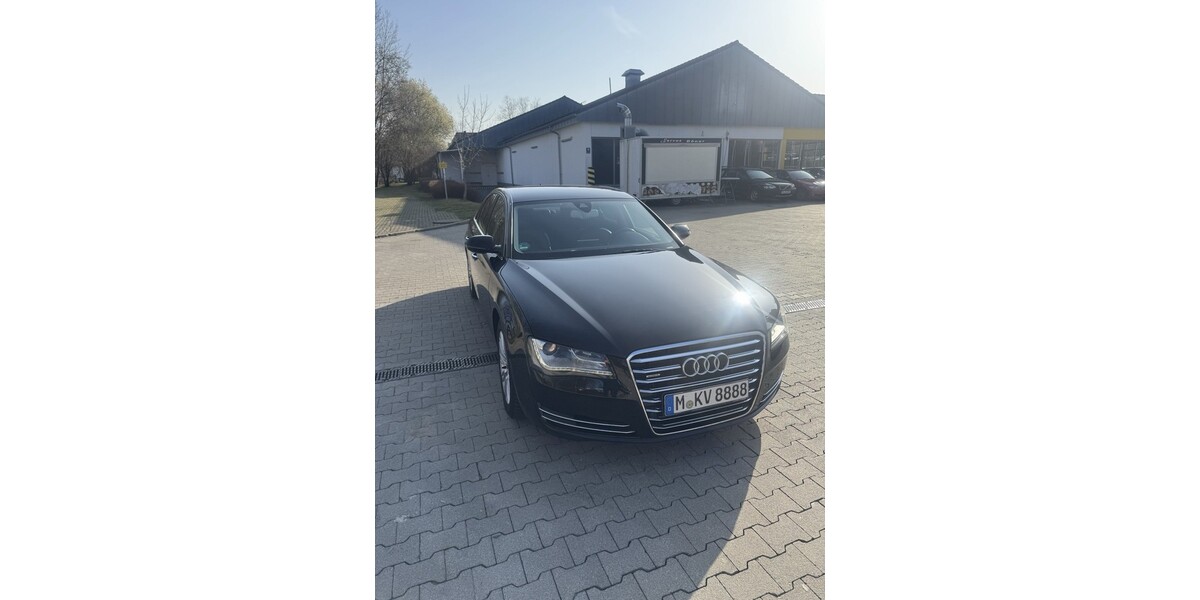 Audi A8 245.000 km 9.700 &euro; München 80313