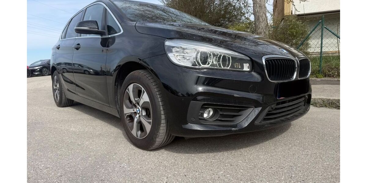 BMW 220 144.500 km 10.999 &euro; München 81243