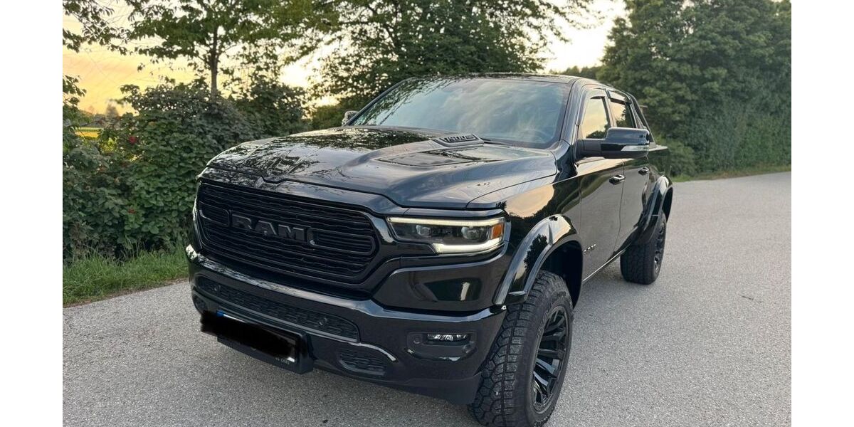 Dodge RAM 113.000 km 73.780 &euro; München 80939