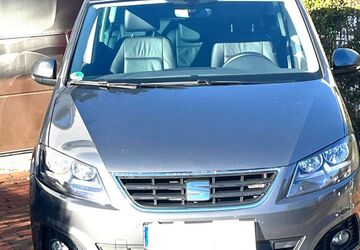 Seat Alhambra 82.500 km 17.500 &euro; München 81927