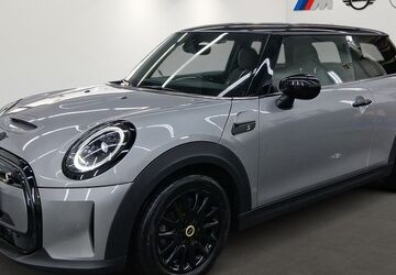 Mini Cooper SE 28.742 km 18.970 &euro; München 81827