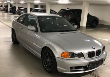 BMW 325 228.000 km 6.600 &euro; Unterhaching 82008